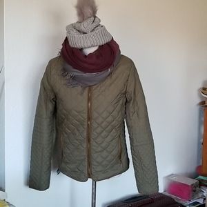 JADE & IVORY OLIVE SZ: M